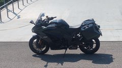 Test:  Kawasaki Ninja 1100 SX - Diamanti so večni