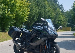 Test:  Kawasaki Ninja 1100 SX - Diamanti so večni