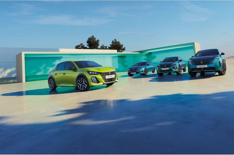 Peugeot širi ponudbo - to sta dva nova, bogata paketa opreme (foto: Peugeot)