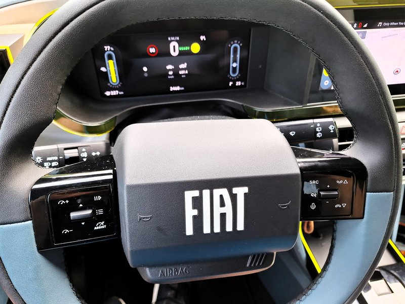 Test: Fiat Grande Panda Elettra La Prima - Igrivost simpatične odrasle medvedke