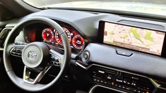 Test: Mazda CX-60 D254 8AT AWD Homura - Za lepotno kirurgijo še ni pravi čas