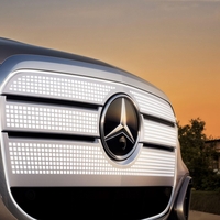 Mercedes-Benz se vrača v preteklost. To bo retro obraz novega SUV-ja