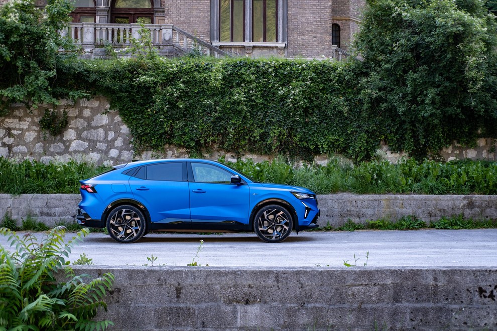 Test: Renault Rafale E-Tech 300 4x4 - Bi odšteli 60 tisočakov za Renaulta?