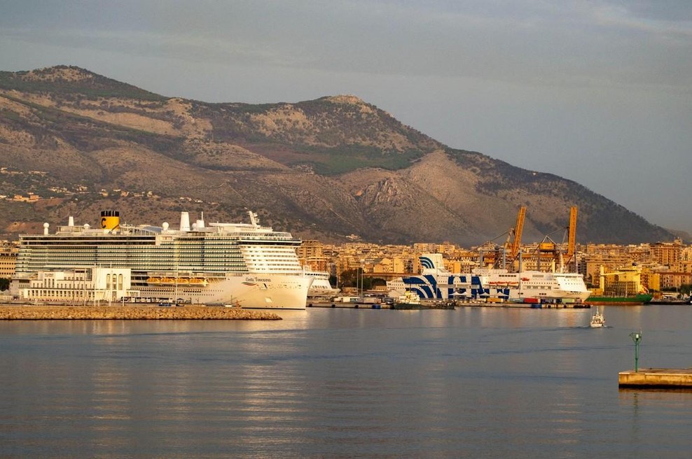 Gradnja mostu, ki bo povezal največji italijanski otok s celino, je odobrena. Jasno je tudi, do kdaj bo dokončan (foto: Profimedia)