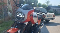 Oranžno, ki te ljubim, oranžno - BMW R 12 S