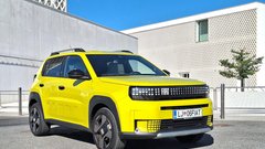 Test: Fiat Grande Panda 1.2 Hybrid - Italijanski retro šarm, ki obožuje oglatost