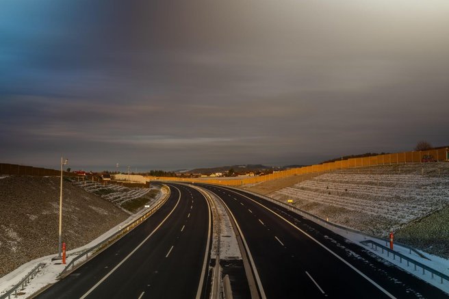 Hitrost na avtocesti so s 130 dvignili na 150 km/h. Dobro leto kasneje so znani rezultati