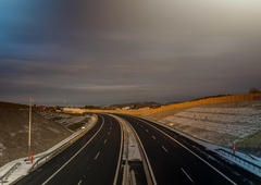 Vse je pripravljeno - že prihodnji mesec bo hitrost na tem odseku omejena na 150 km/h