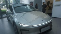 Tesla je predstavila šest sedežni Model Y, a pogled na tretjo vrsto vzbuja številne dvome. Izkazalo se je, da upravičeno