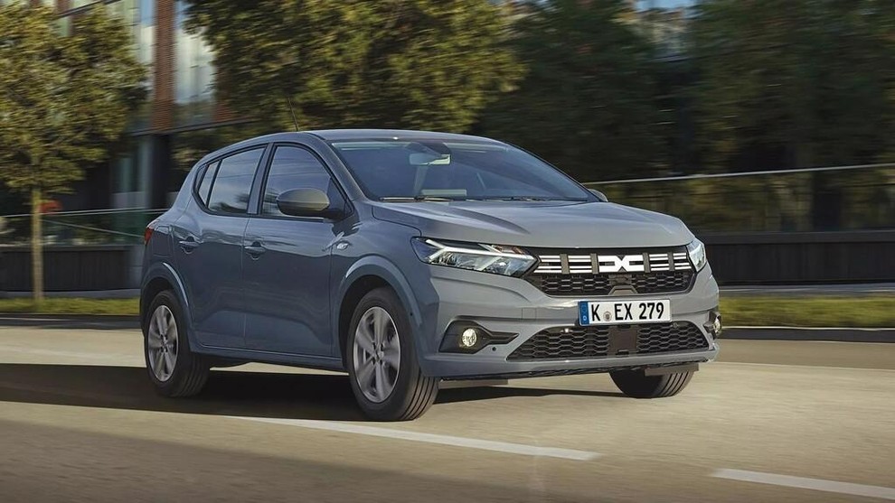 4. mesto: Dacia Sandero - 14.900 evrov Zanimivo je, da avtomobil nizkocenovne znamke, ki že nekaj let na evropskem trgu …