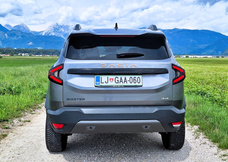 Test: Dacia Bigster 130 Mild Hybrid 130 4x4 - Ko se osredotočiš na bistvo