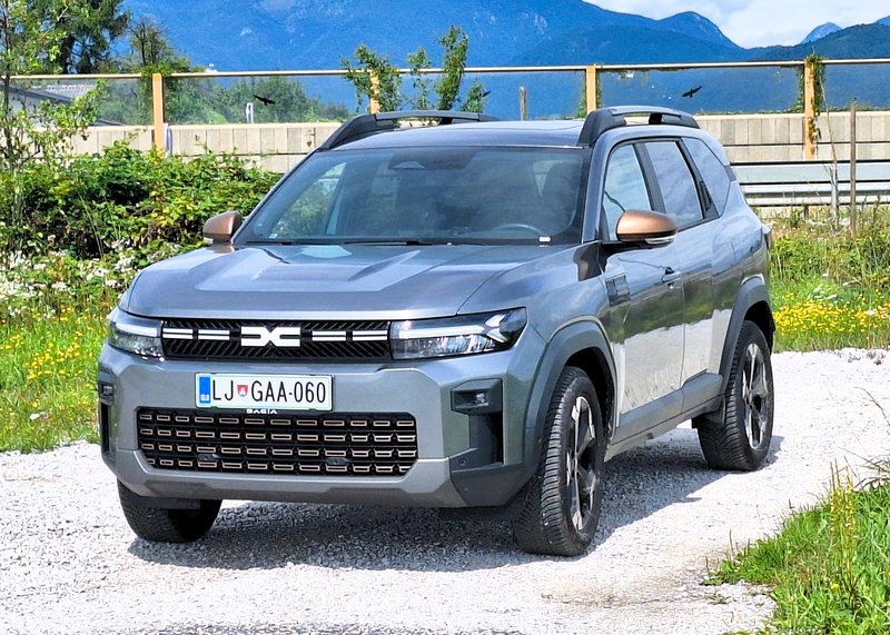 Test: Dacia Bigster 130 Mild Hybrid 130 4x4 - Ko se osredotočiš na bistvo