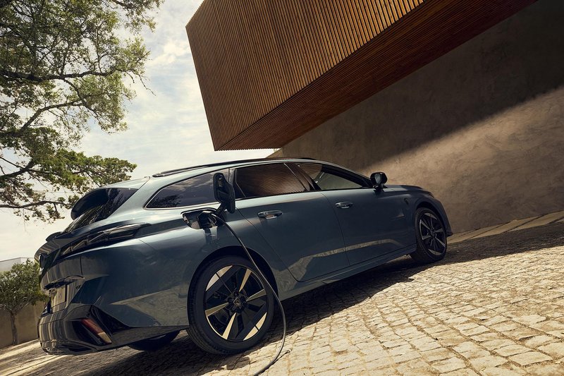 Peugeot 308 - Prenova