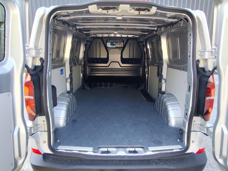 Test: Volkswagen Transporter T7 Furgon 2.0 TDI (110 kW) – Konec neodvisnosti