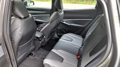 NOVO V SLOVENIJI: Geely Cityray – Zasijal je še tretji žarek