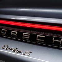 Prenovljeni Porsche 911 Turbo S - Močnejšega, serijskega 911 še ni bilo