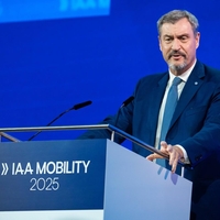 Po industriji se je oglasila tudi politika: Evropa enostavno mora popustit, če ne bo hudo