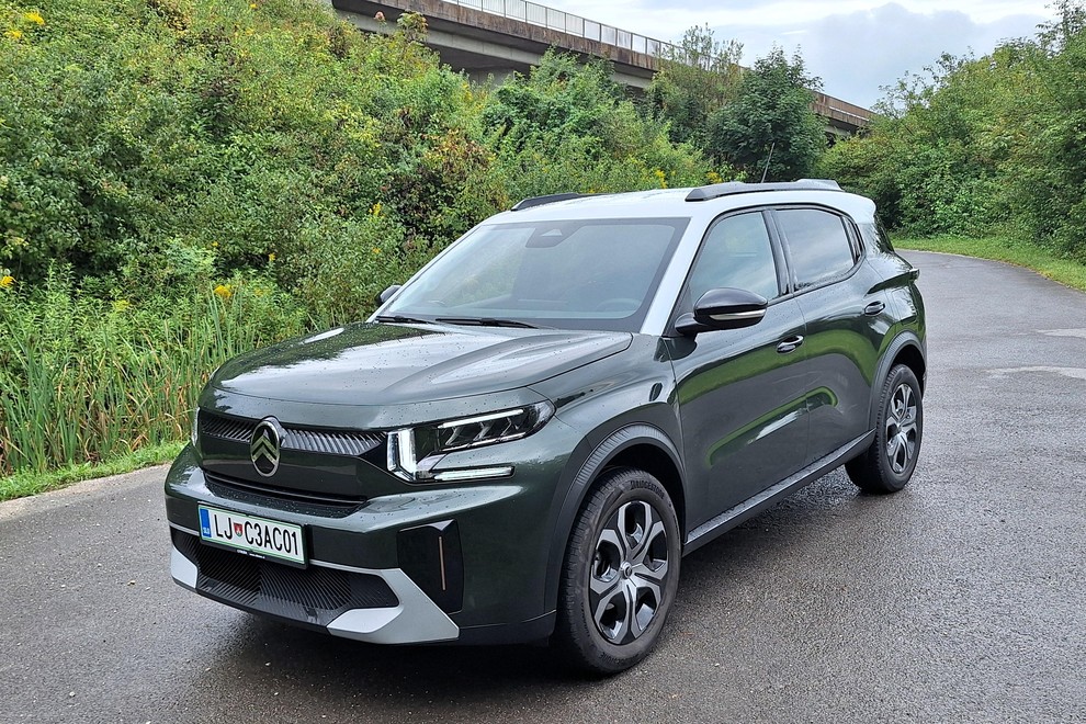 Test: Citroën C3 Aircross Turbo 100 – Drugačna prostorska razmerja