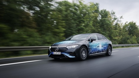 Mercedes-Benz - 1200 km z enim polnjenjem, baterija s trdim elektrolitom
