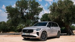 Volvo XC90 T8