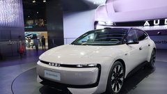 Audi je za novi model v zgolj pol ure prejel več kot 10.000 naročil. Ampak ...