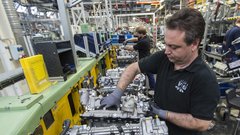 Uradno: v trikraki zvezdi ne bo bavarskih motorjev