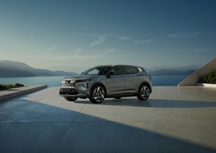 Novo: Mitsubishi Eclipse Cross - Znana tehnologija, (skoraj) nov obraz