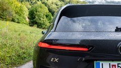 BMW iX xDrive60