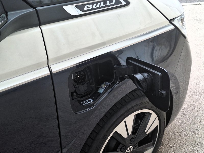 Test: Volkswagen Multivan L2 1.5 TSI Style eHybrid 4M – Multivitamin E