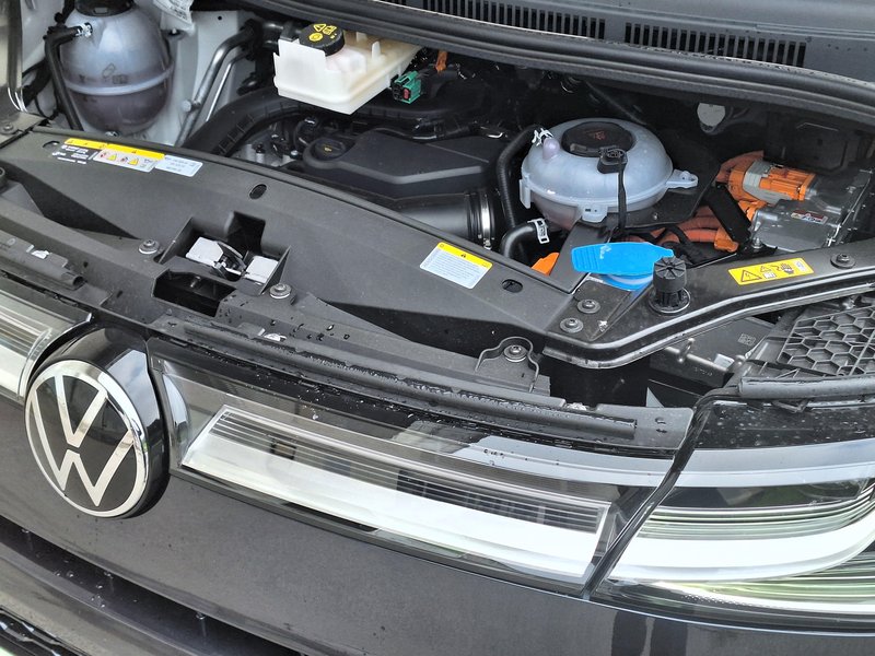 Test: Volkswagen Multivan L2 1.5 TSI Style eHybrid 4M – Multivitamin E