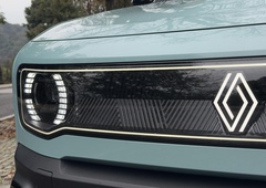 Novo v Sloveniji: Renault 4 E-Tech Electric – Katrca je nazaj!