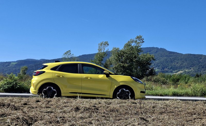 Test: Ford Puma Gen-E - Navihano navit(je) divje mačke