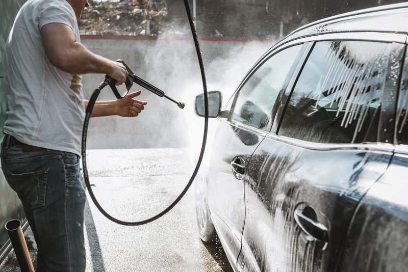 Polepitev, potopitev ali zgolj preprosto barvanje, to so prednosti in slabosti