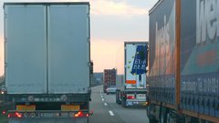 Poklicne voznike čakajo velike spremembe in številni izzivi