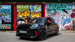 MINI Aceman JCW E