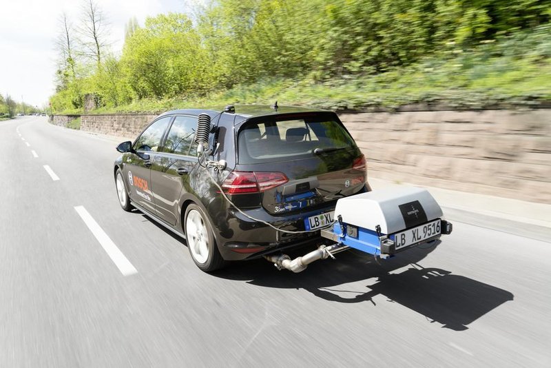 Nemška zahteva: prepoved motorjev z notranjim zgorevanjem je treba opustiti