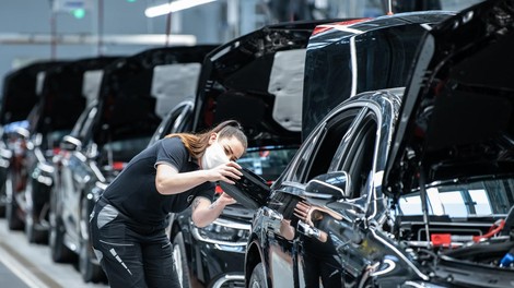 Mercedes-Benz velik del evropske proizvodnje seli k našim sosedom. Ti počasi postajajo evropska avtomobilska velesila