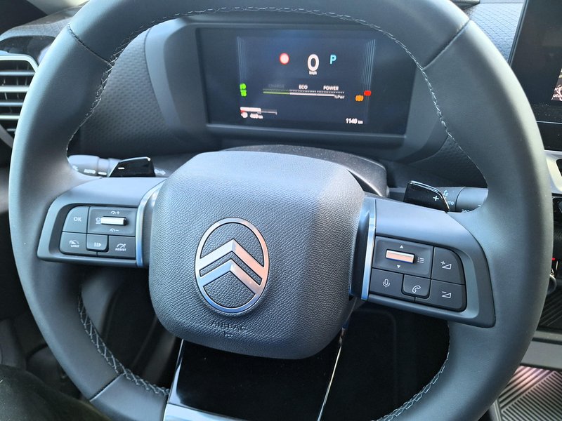 Test: Citroën C4 Hybrid 145 Business – Ponovno vstajenje
