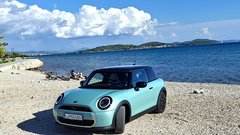 Test: Mini Cooper S – Zadnji S - z izpuhom?