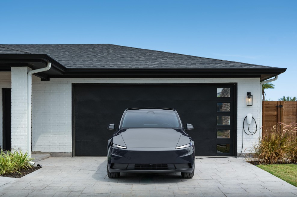 Se Tesla umika iz avtomobilske industrije? To so zlovešče napovedi nekdanjega izvršnega direktorja (foto: Tesla)