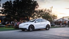 Tesla Model T Standard