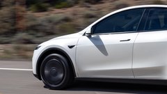 Tesla Model T Standard