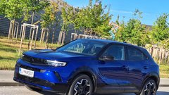 Test: Opel Mokka 1.2 Turbo Hybrid 48V GS– Ples številk in izračunov