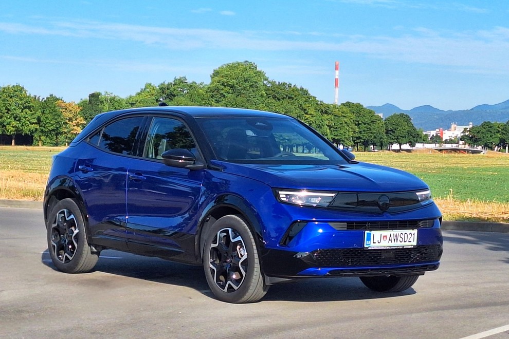 Test: Opel Mokka 1.2 Turbo Hybrid 48V GS– Ples številk in izračunov