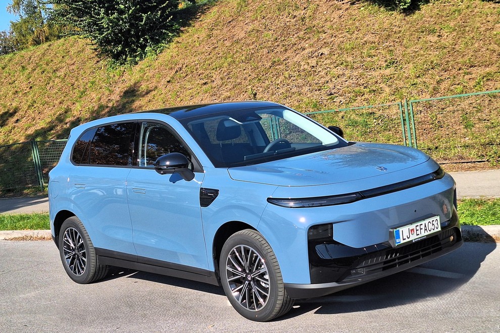 Novo v Sloveniji: Leapmotor B10 – Električne ovire padajo
