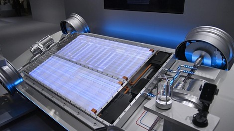 Uvajajo strožje standarde za recikliranje baterij električnih vozil: do 99 odstotkov materialovnaj bi bilo ponovno uporabljenih