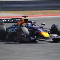 Zmaga Verstappnu, prvenstvo še odprto