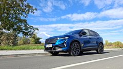 Test: Renault Austral E-Tech Hybrid 200 esprit Alpine - Samosvoj ali samovšečen?