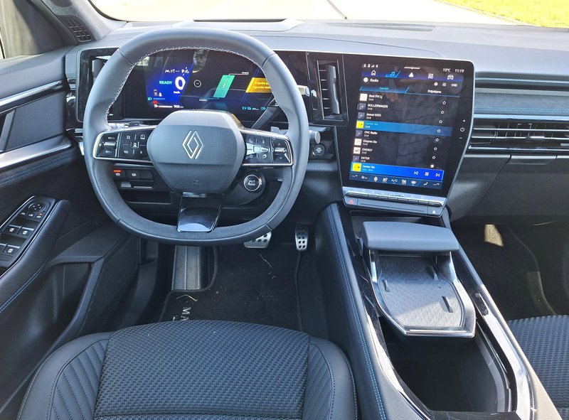 Test: Renault Austral E-Tech Hybrid 200 esprit Alpine - Samosvoj ali samovšečen?