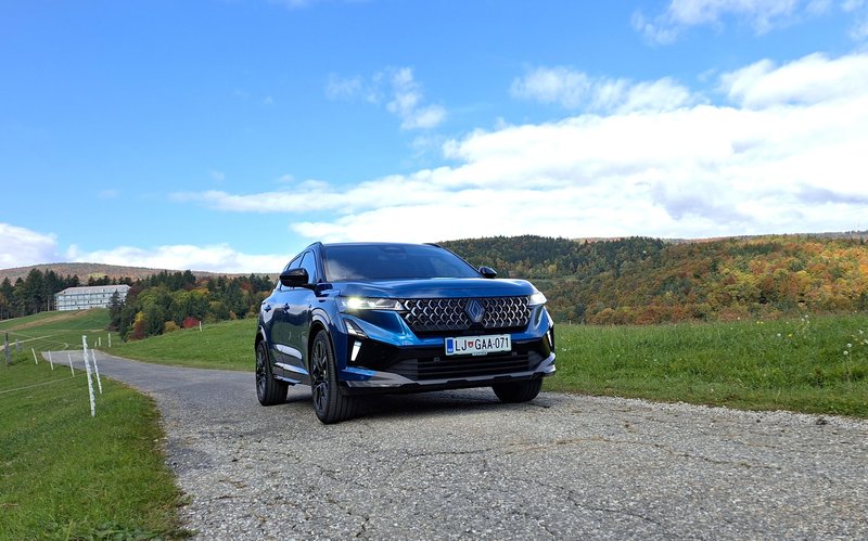 Test: Renault Austral E-Tech Hybrid 200 esprit Alpine - Samosvoj ali samovšečen?